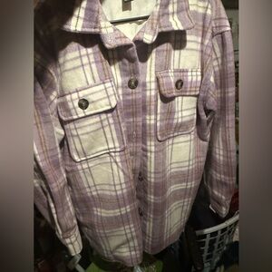 Forever 21 women’s size medium excellent condition Shacket